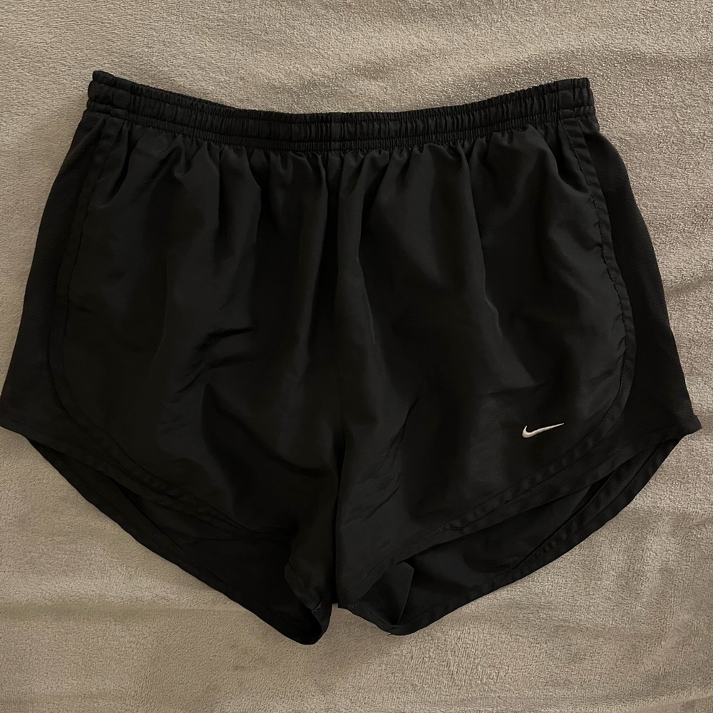 Women’s Nike Dri-Fit Shorts Size M Black